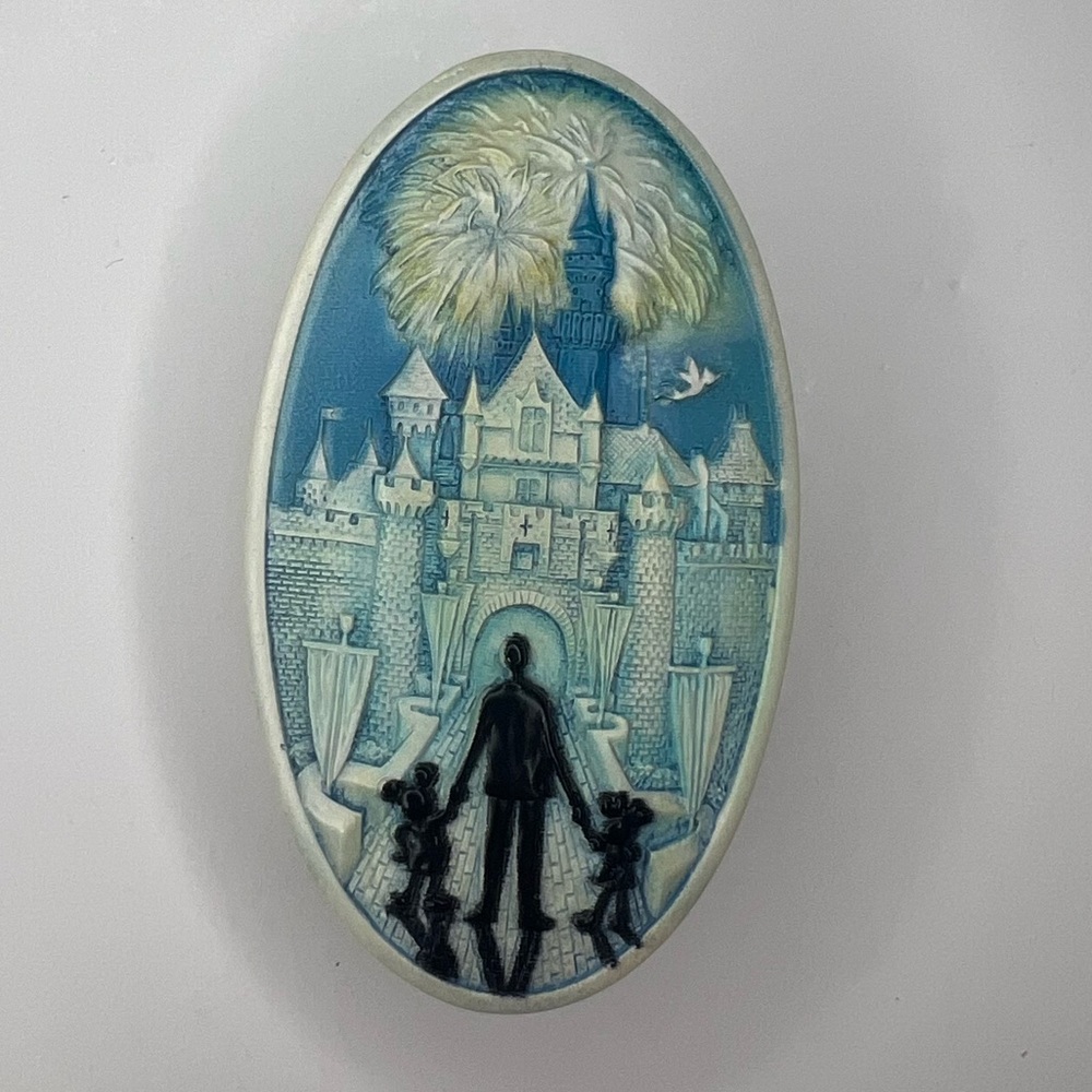 Disneyland Olszewski Miniature Box